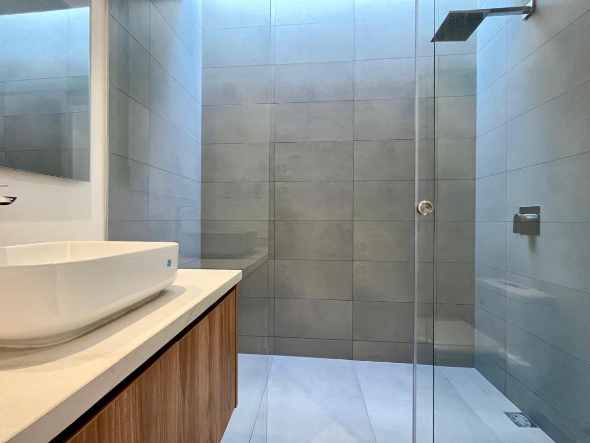 Loft en Venta por Estrenar - Sector Quito Tenis Area Social con Acceso a Patio Privado Descripción L — imagen 7