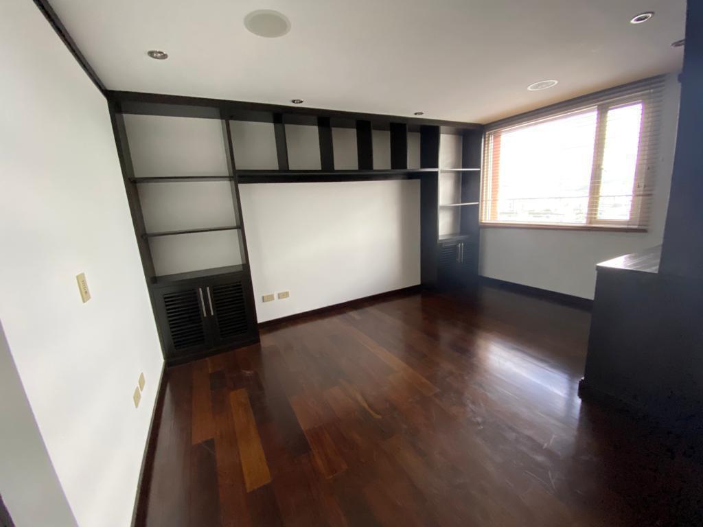 Venta Departamento Sector Quito Tenis — imagen 2