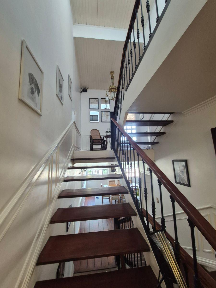 Linda Casa Tipo Duplex de Venta en Los Ceibos a Pocos m del Colegio a Humbolt, Guayas — imagen 5
