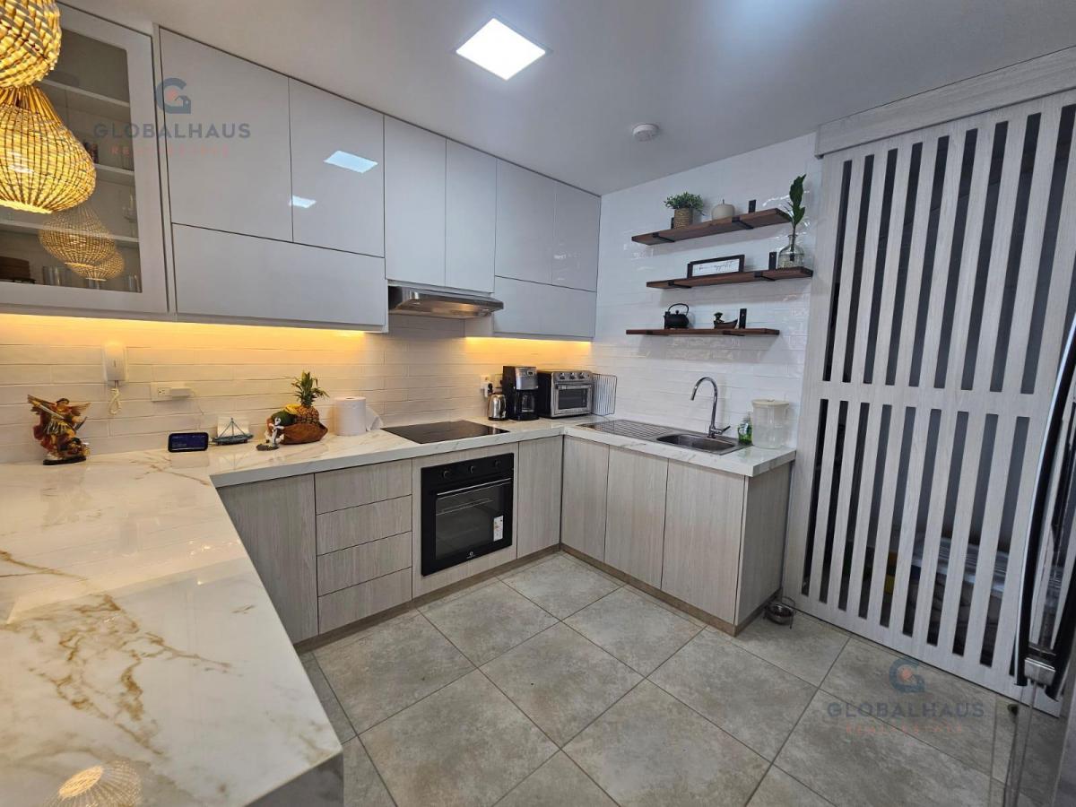 Venta de Departamento Amoblado, Punta Blanca, Salida Al Mar, 3 Habitaciones. A. F — imagen 2