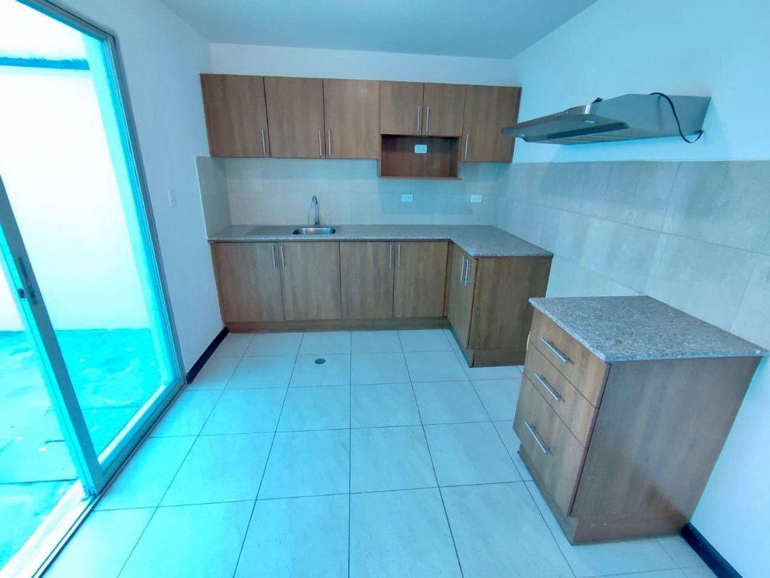 Casa en Venta Sector Pomasqui — imagen 8