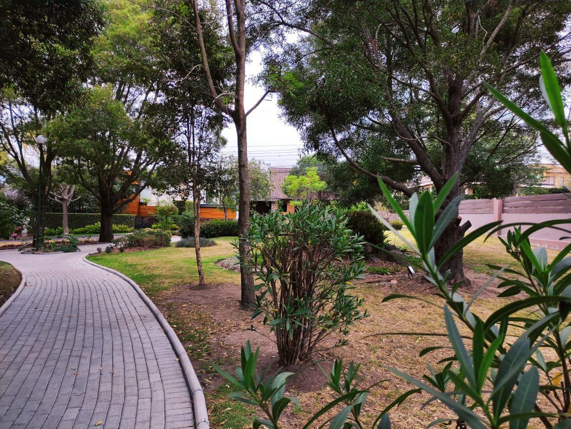 Departamento en Venta por Estrenar con Terraza y Jardin en Urbanizacion Privada — imagen 2