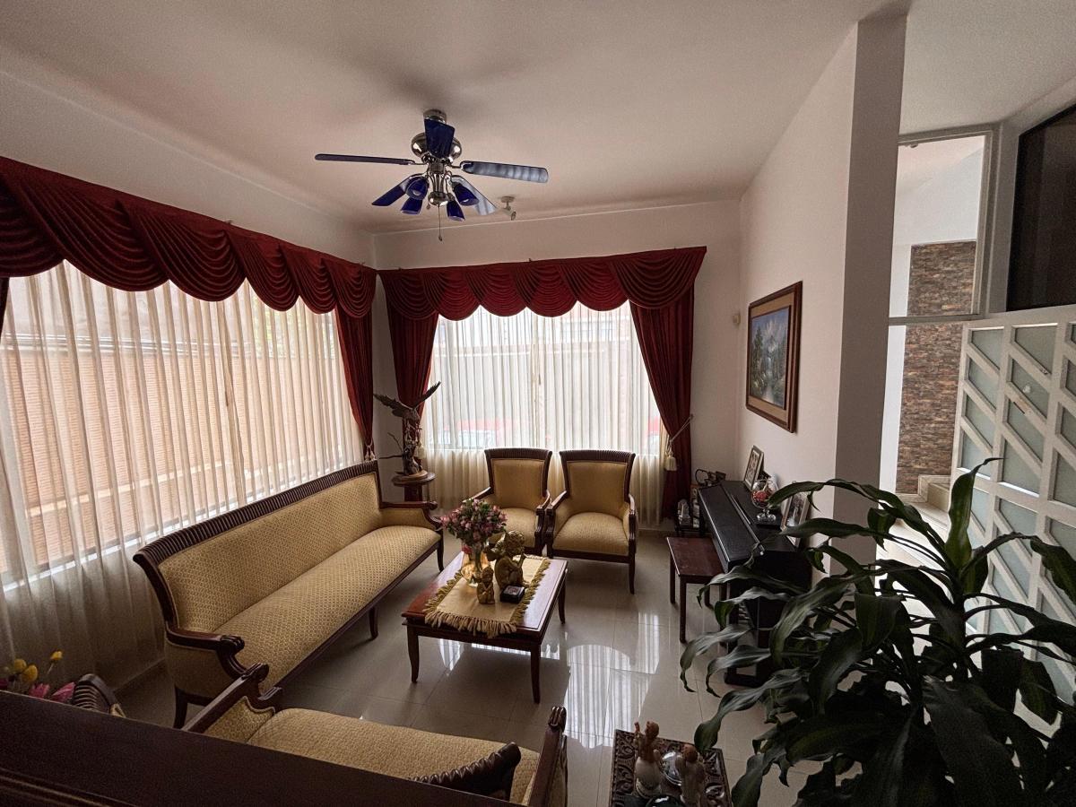 Venta Casa Rentera en El Sector Real Audiencia — imagen 10