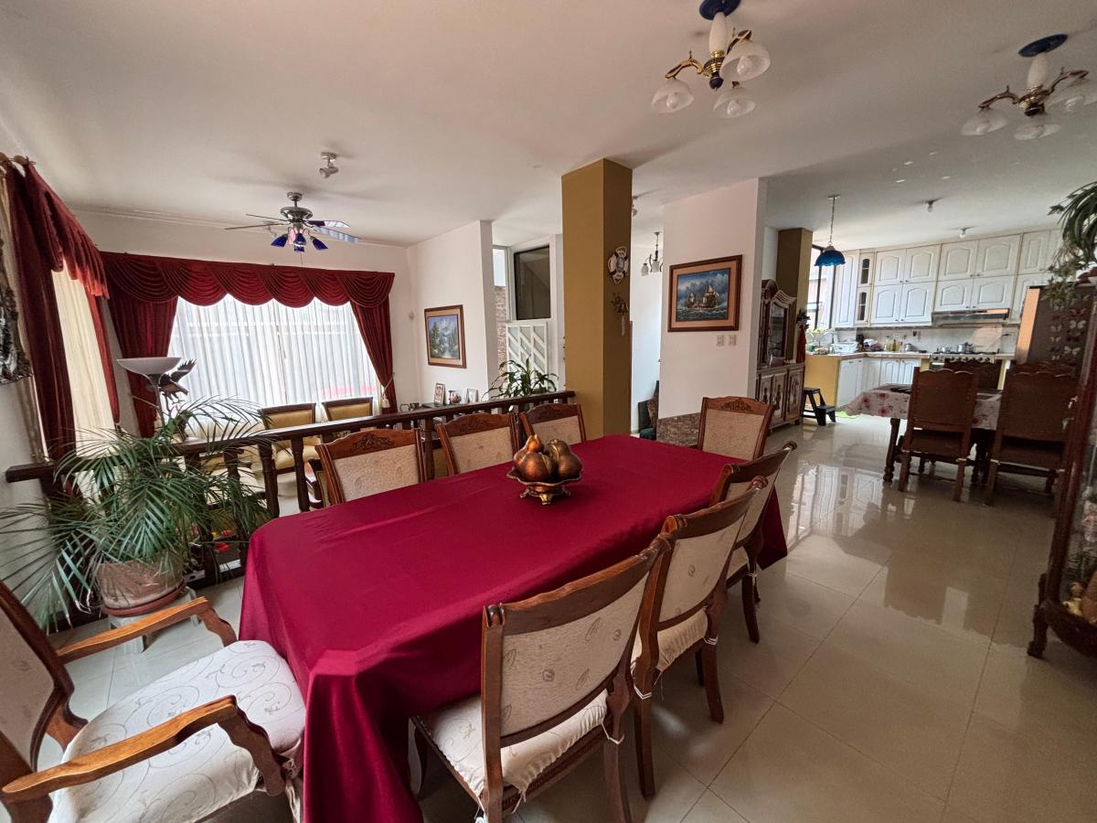 Venta Casa Rentera en El Sector Real Audiencia — imagen 8