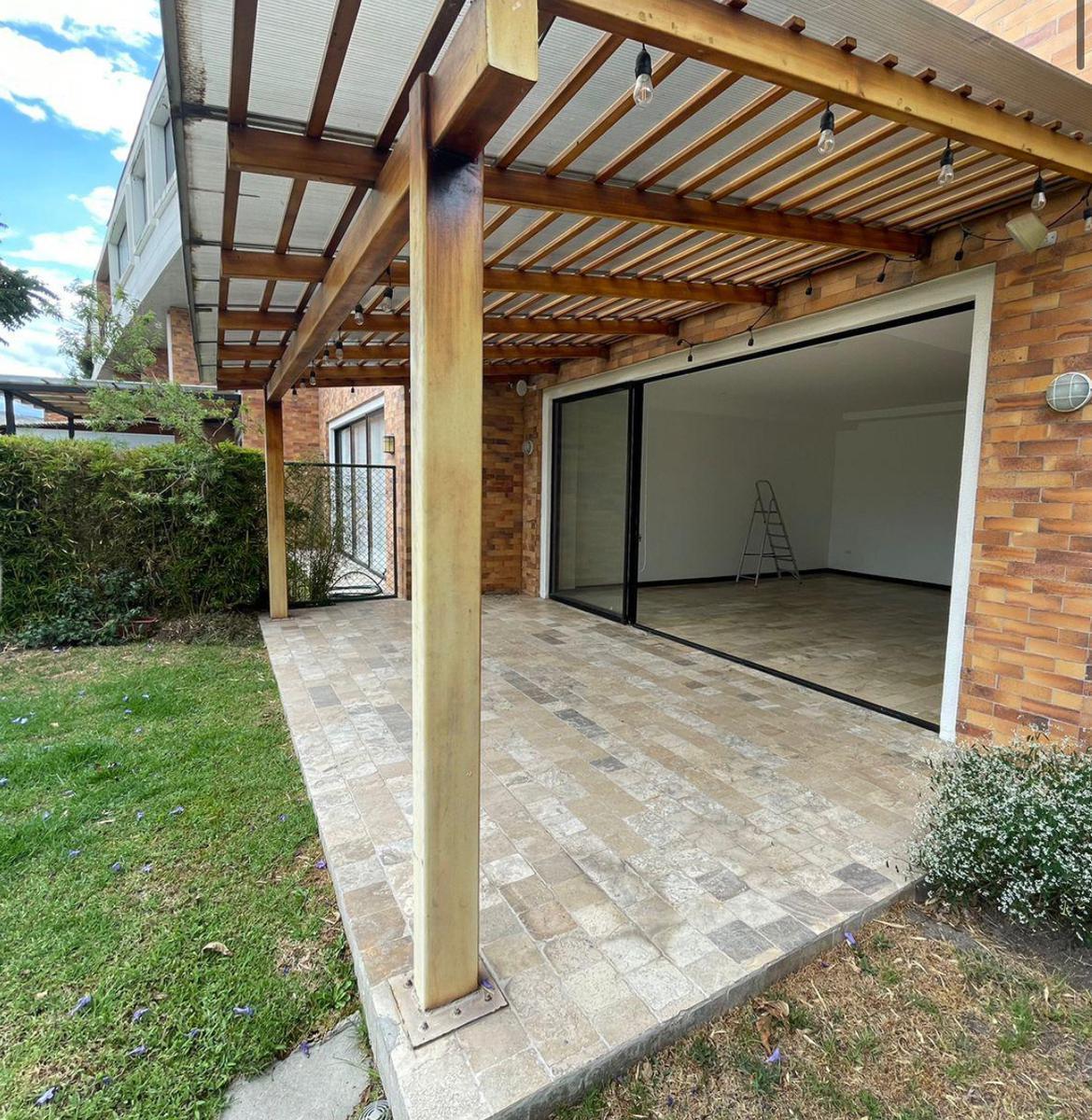 Cumbaya Departamento de Venta Sector Cerveceria — imagen 9