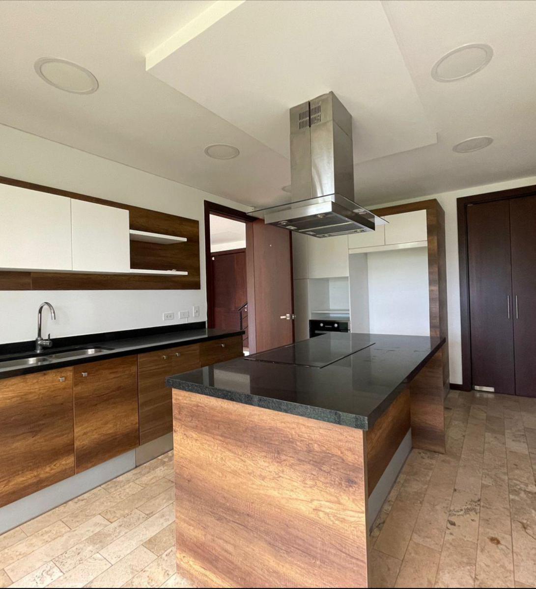 Cumbaya Departamento de Venta Sector Cerveceria — imagen 7