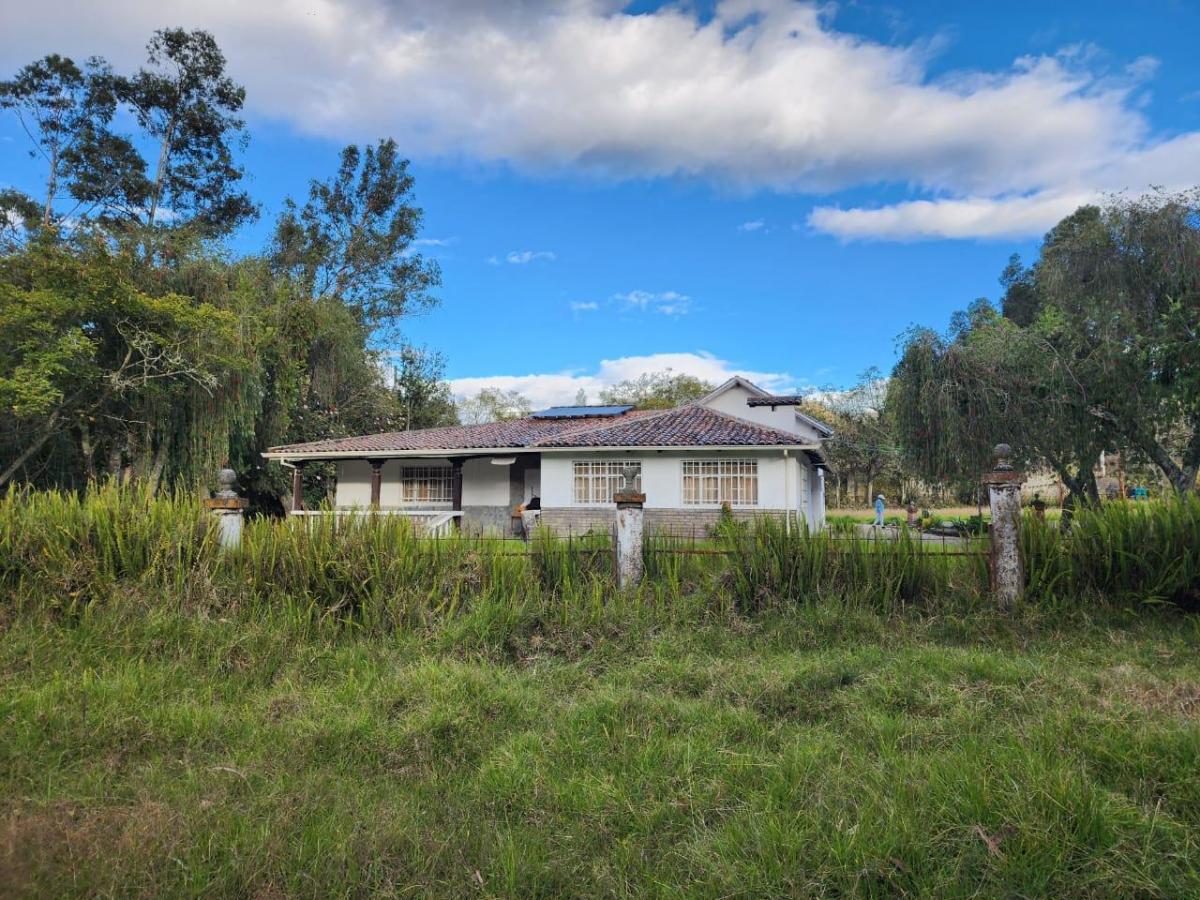En Venta Terreno Ideal Para Proyecto Inmobiliario en Challuabamba, Azuay — imagen 6