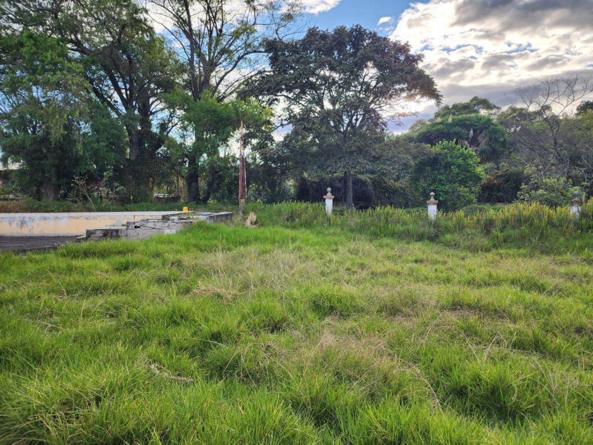 En Venta Terreno Ideal Para Proyecto Inmobiliario en Challuabamba, Azuay — imagen 2