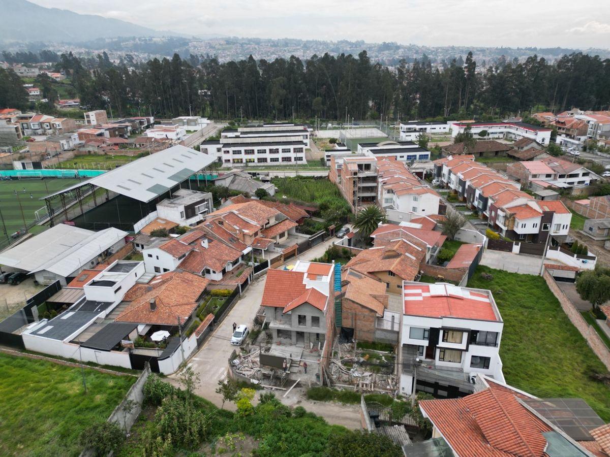 Oportunidad Única Terreno en Venta – Sector Misicata, Azuay — imagen 5