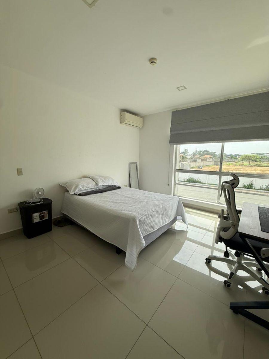 Samborondón Km 2.5 Departamento en Venta Primer Piso Alto, Guayas — imagen 8