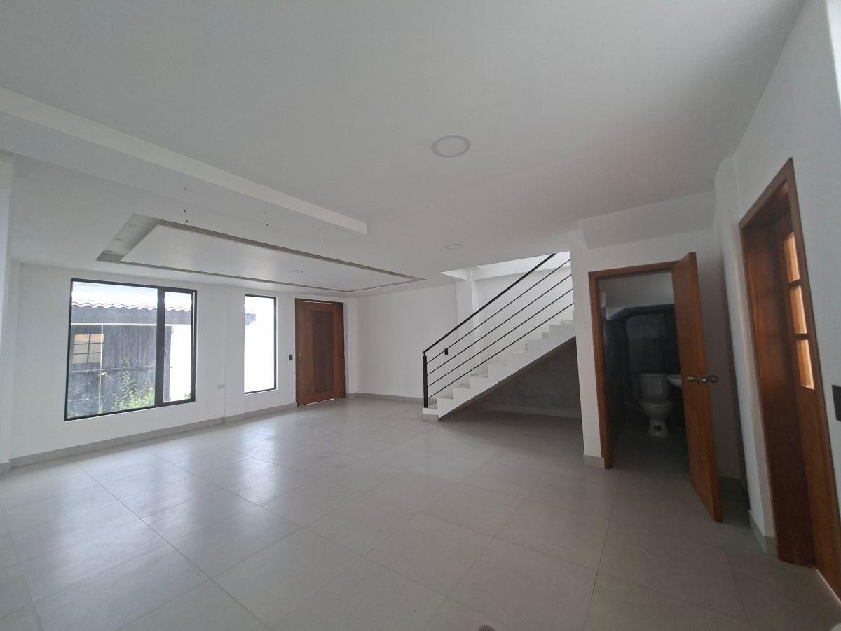 ¡Moderna y Minimalista! Casa por Estrenar en Oyambarillo | $50.000 — imagen 10