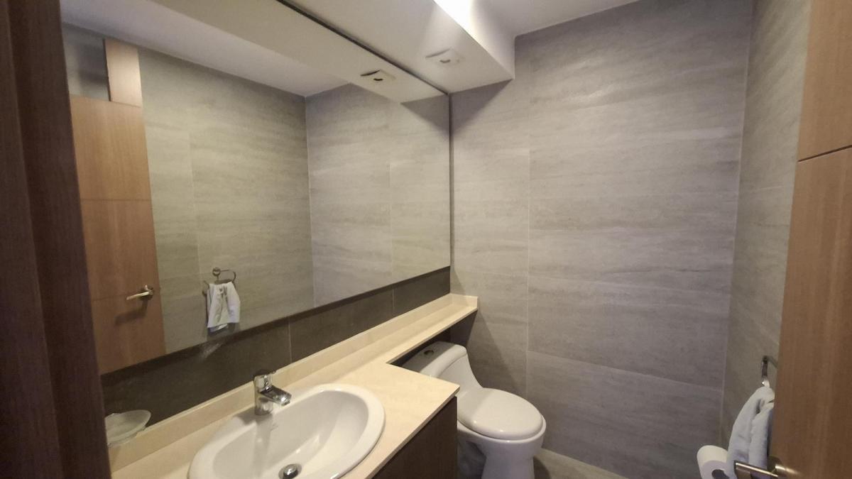Espectacular Suite Amplia en Sector Priviliagiado — imagen 8