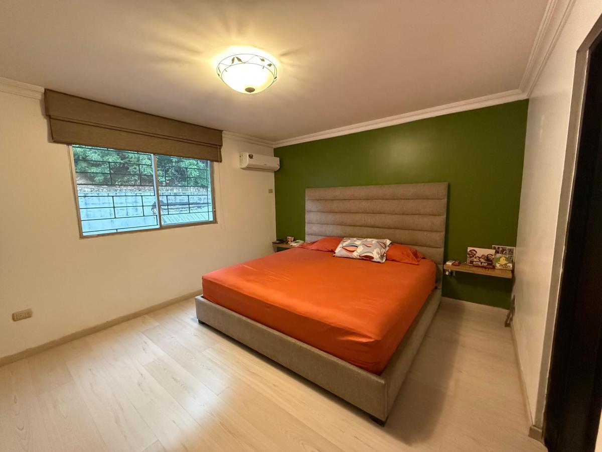 Vendo Departamento en Los Ceibos, Guayas — imagen 2