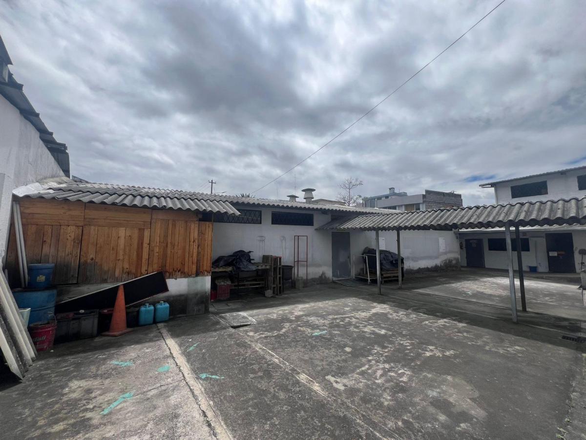 Terrenos con Construcción Ubicados en La Elia Liut y Brasil. Juntos o Separados. Provincia de Pichincha — imagen 10