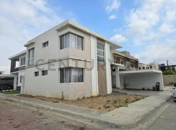 Casa a Estrenar en La Urbanización Condado de Vicolinci, Guayas — imagen 5