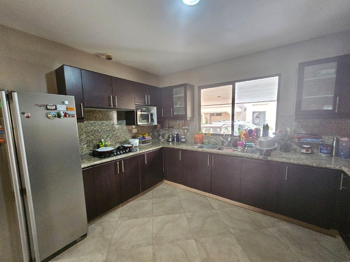 7320.urb. Maralago - Samborondon, Casa en Venta 4 Dorm. $275.000. Guayas — imagen 7