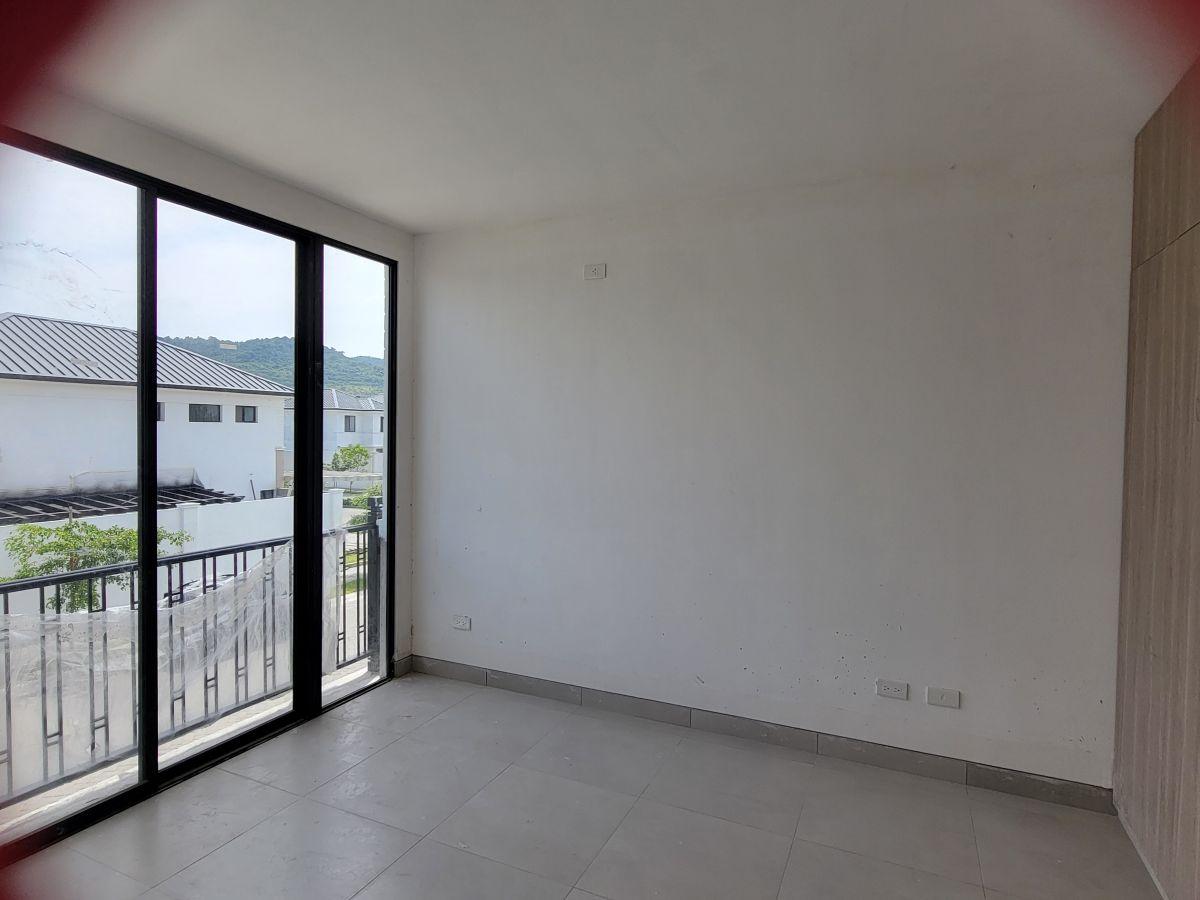 Venta Casa Urbanización Alba del Bosque, Etapa Alasia, Via a La Costa Km 18, 3 Dorm., Guayas — imagen 6