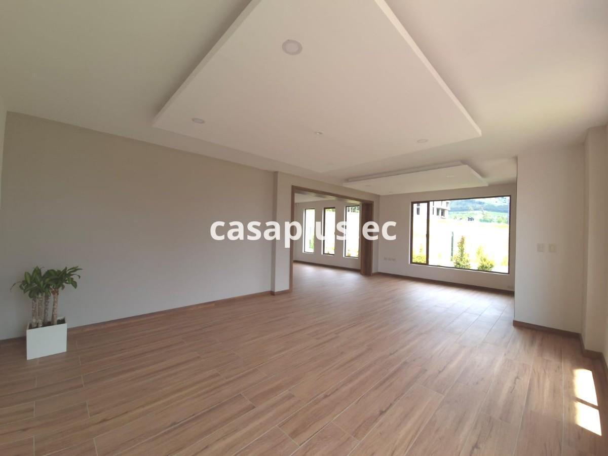 Casa por Estrenar en Venta en Belisario Quevedo en Latacunga, Cotopaxi — imagen 6