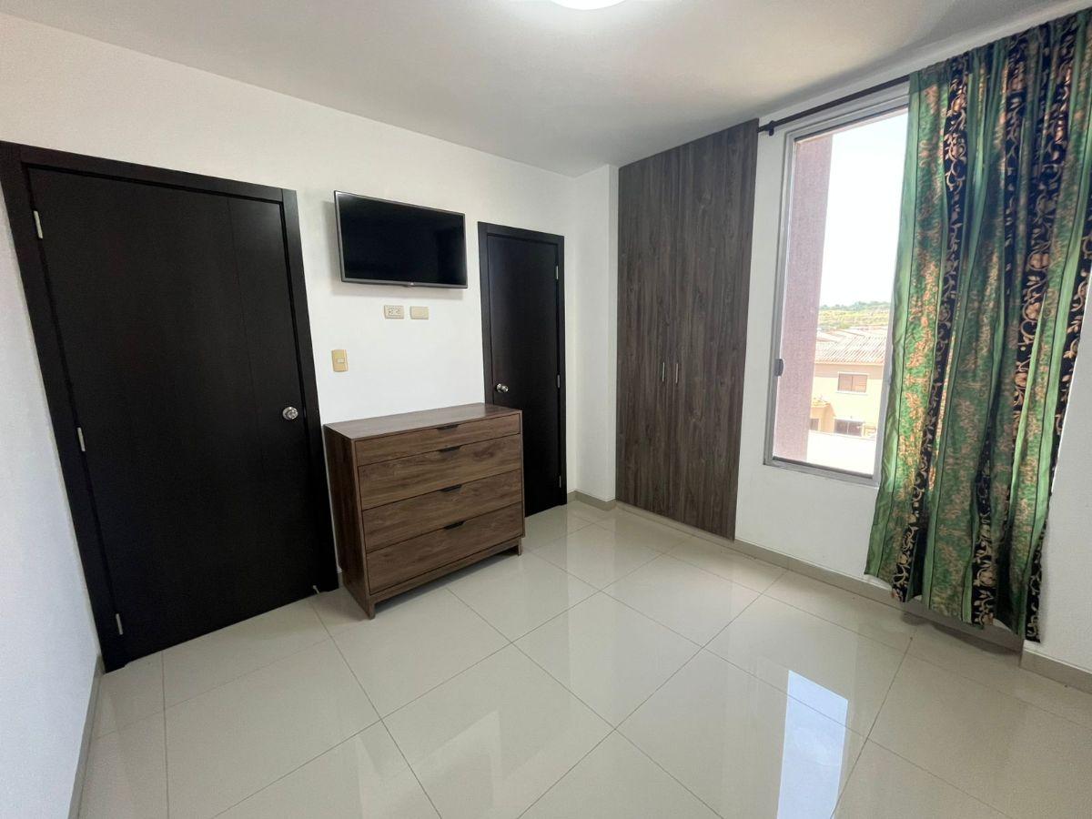 Vendo Casa en Urb. Romadera, Guayas — imagen 9