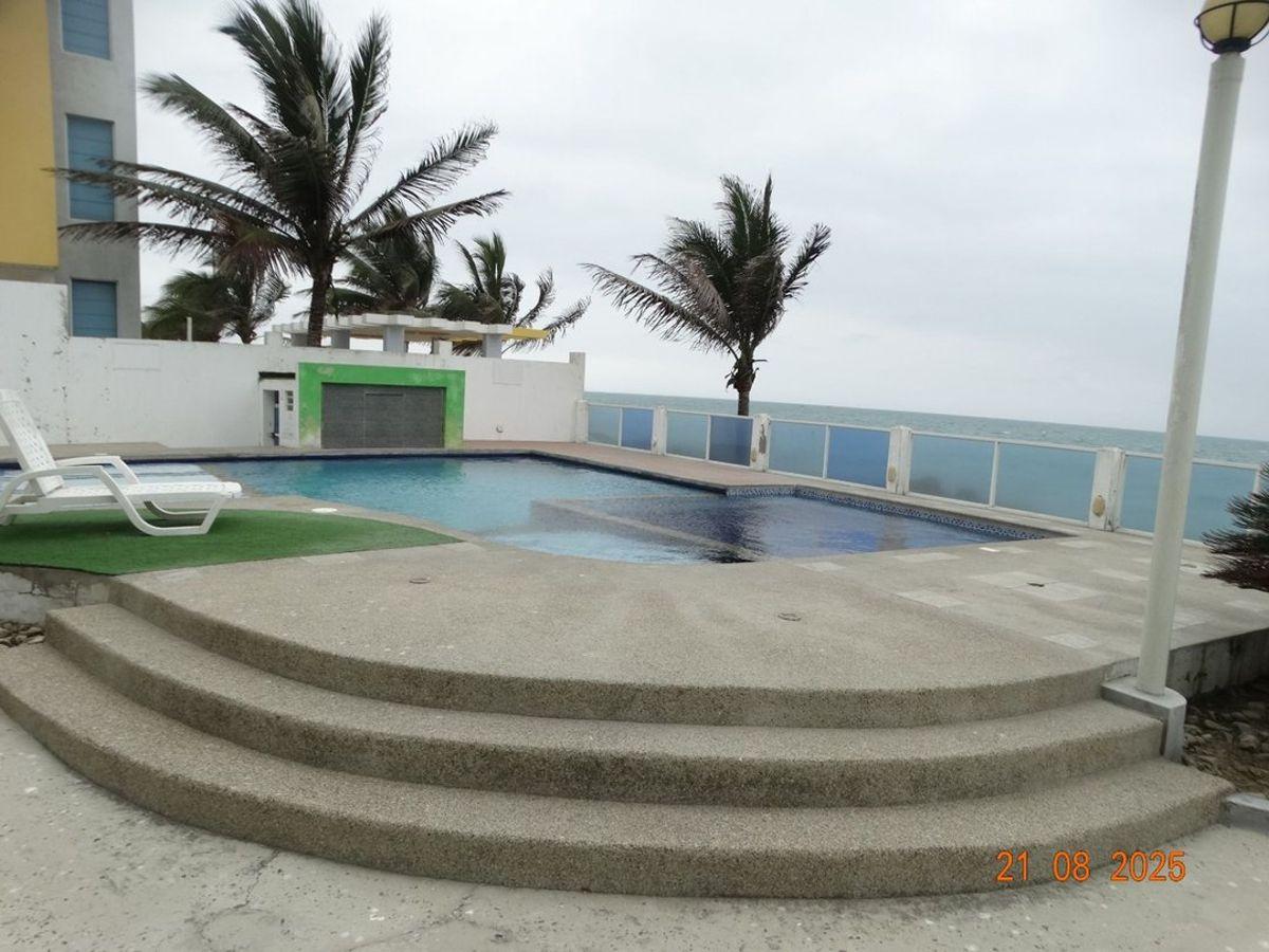 Departamento Frente Al Mar en Venta en Crucita, Manabí — imagen 10