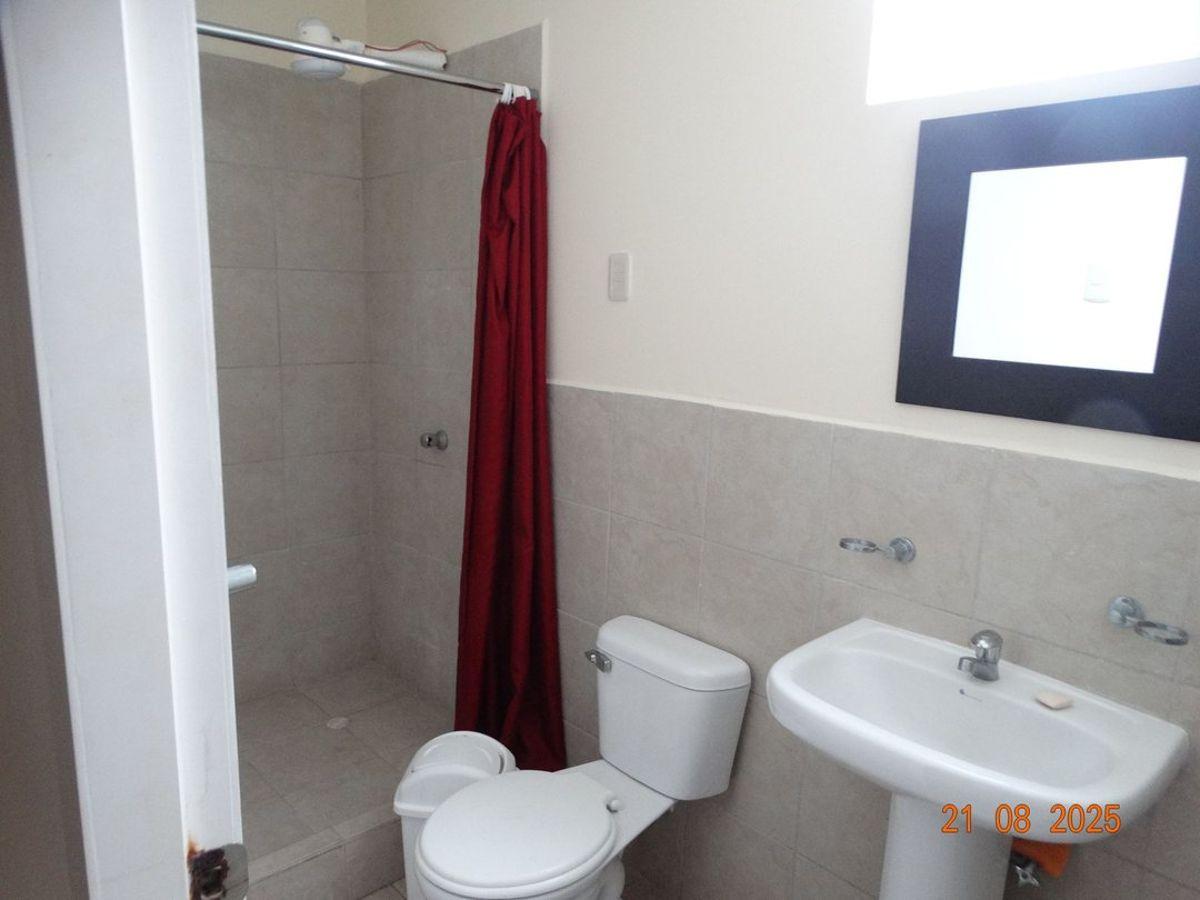 Departamento Frente Al Mar en Venta en Crucita, Manabí — imagen 9