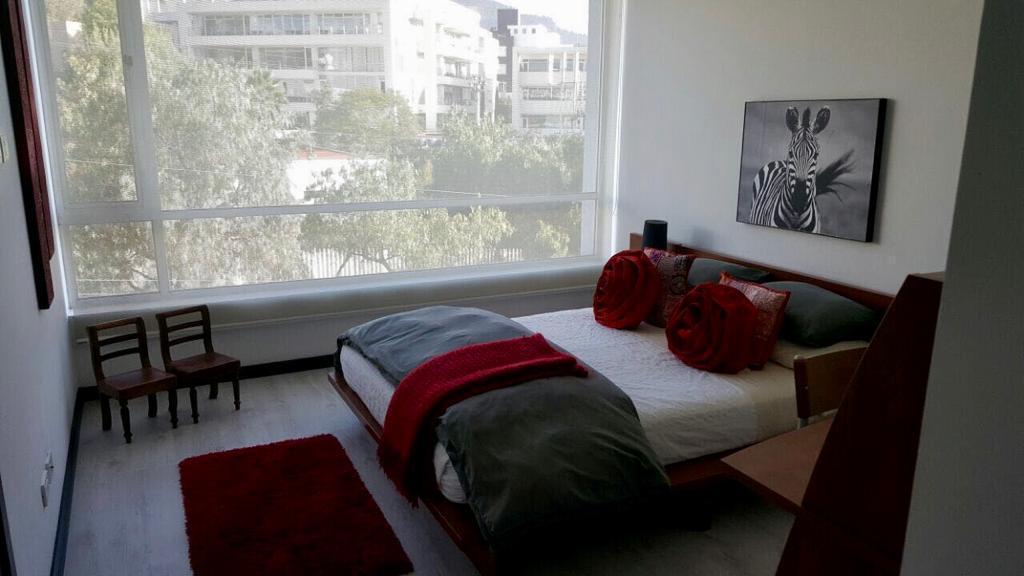 Cumbaya Pent House de Venta Sector Site Center Vista Espectacular — imagen 4