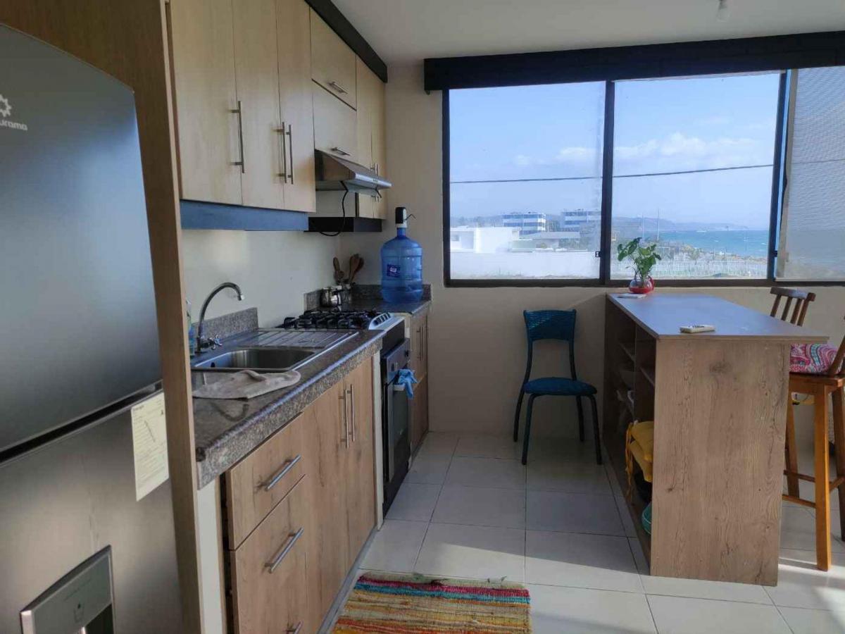 Departamento con Vista Al Mar en Venta en Crucita, Manabí — imagen 8