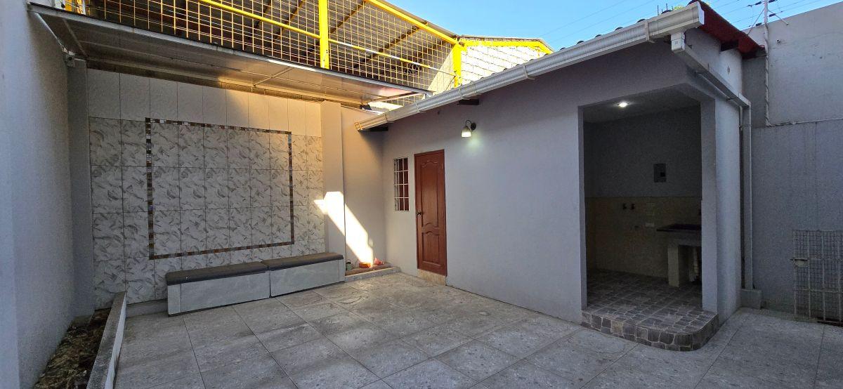 Casa en Venta en Guayacanes Norte de Guayaquil 3 Dorm. Seguridad $112.000, Guayas — imagen 4