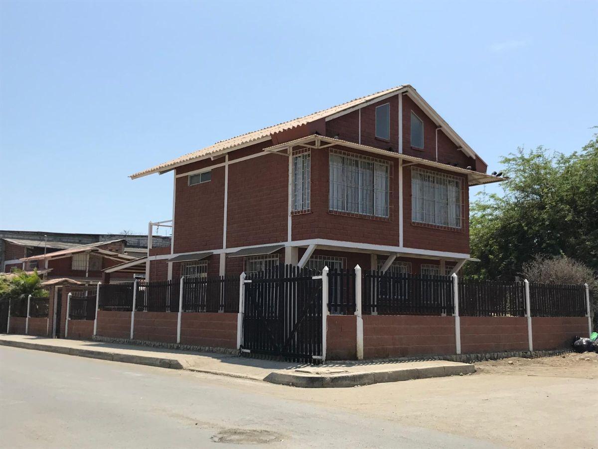 Casa en Venta, de Dos Pisos Cerca Al Mar, Guayas — imagen 10