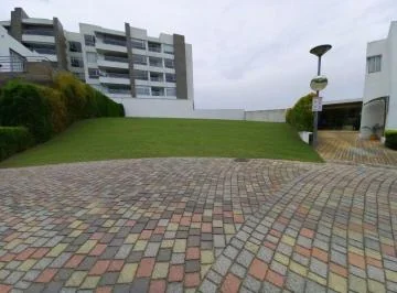 Hermoso Terreno de Venta en Cumbayá! — imagen 4