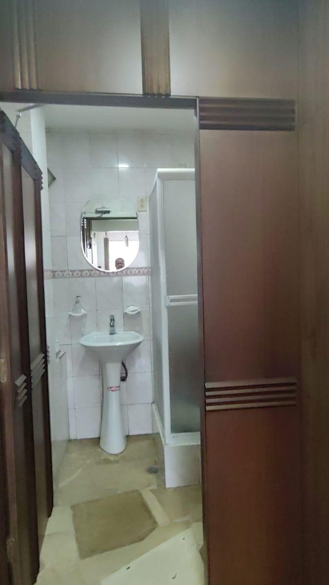 Propiedad Exclusiva en Loja | Espacios Únicos y Excelente Ubicación — imagen 2