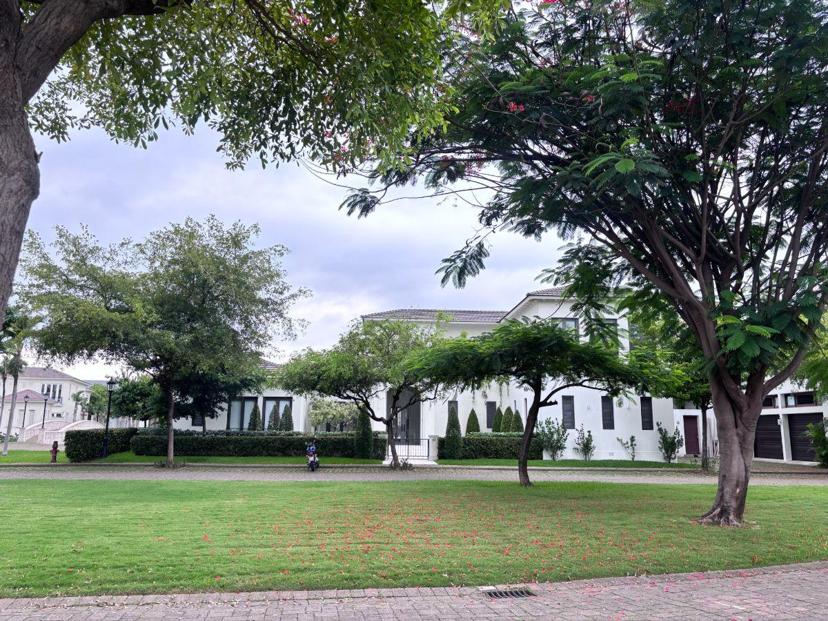 De Oportunidad Terreno en Venta - Lagos de Batán, Guayas — imagen 10