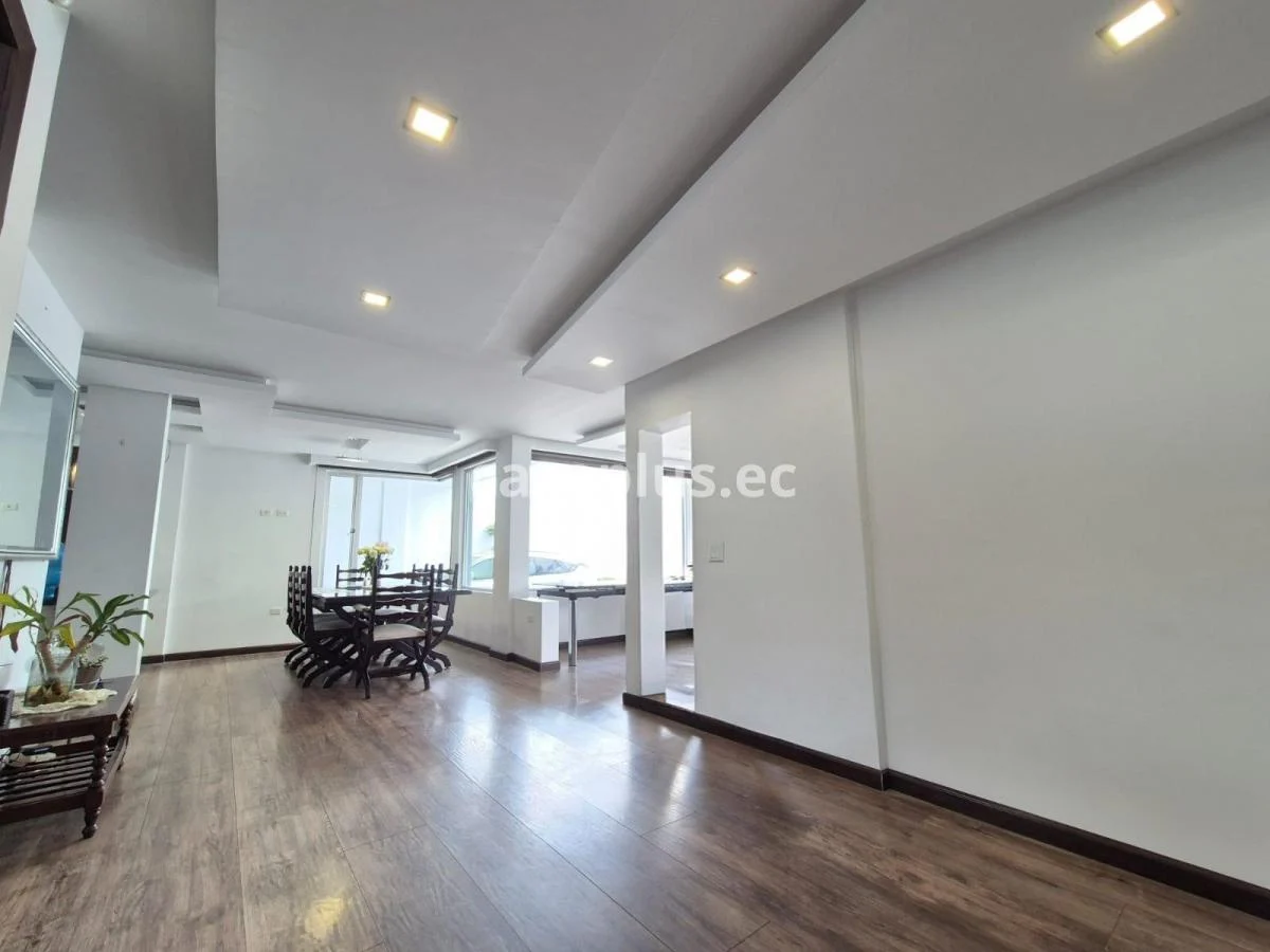 Casa de 2 Pisos en Venta en Vertientes de Locoa en Latacunga, Cotopaxi — imagen 7