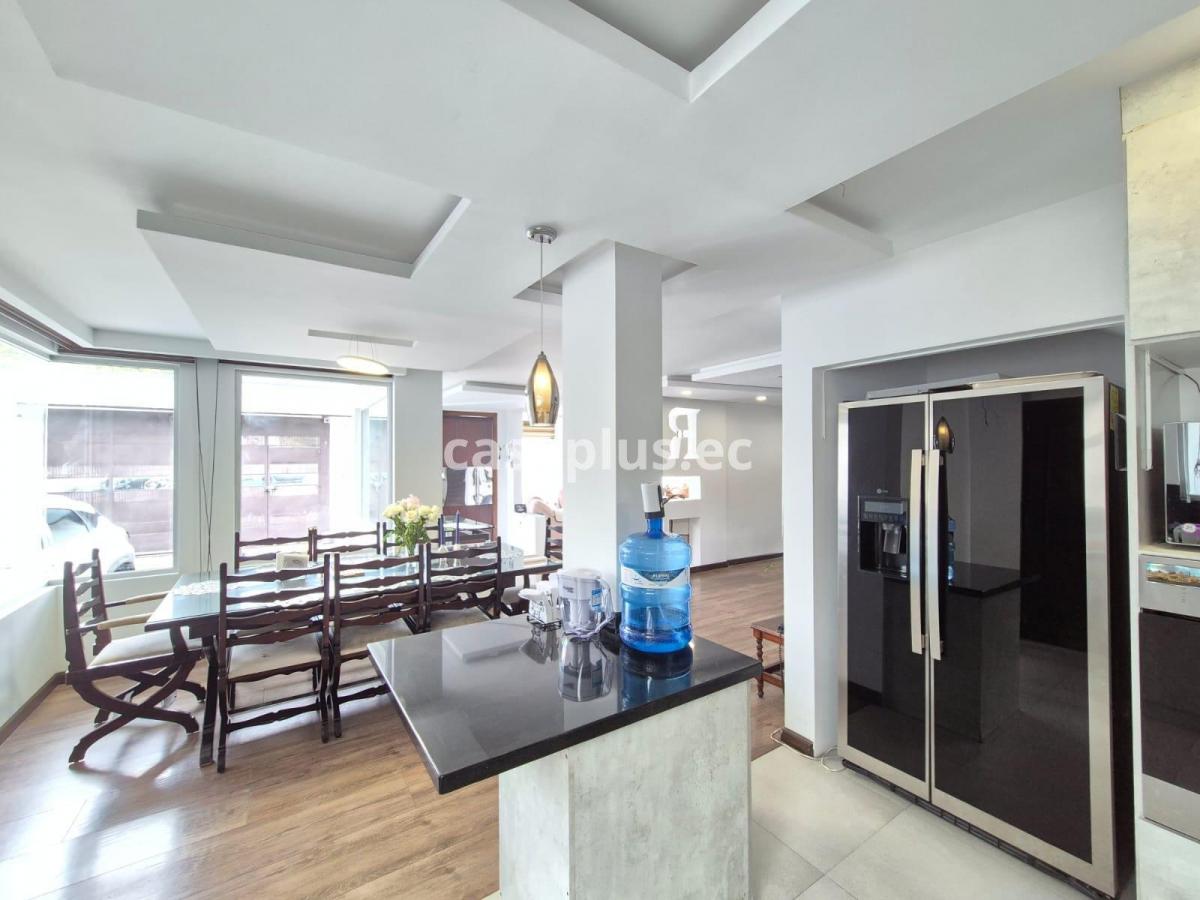 Casa de 2 Pisos en Venta en Vertientes de Locoa en Latacunga, Cotopaxi — imagen 6