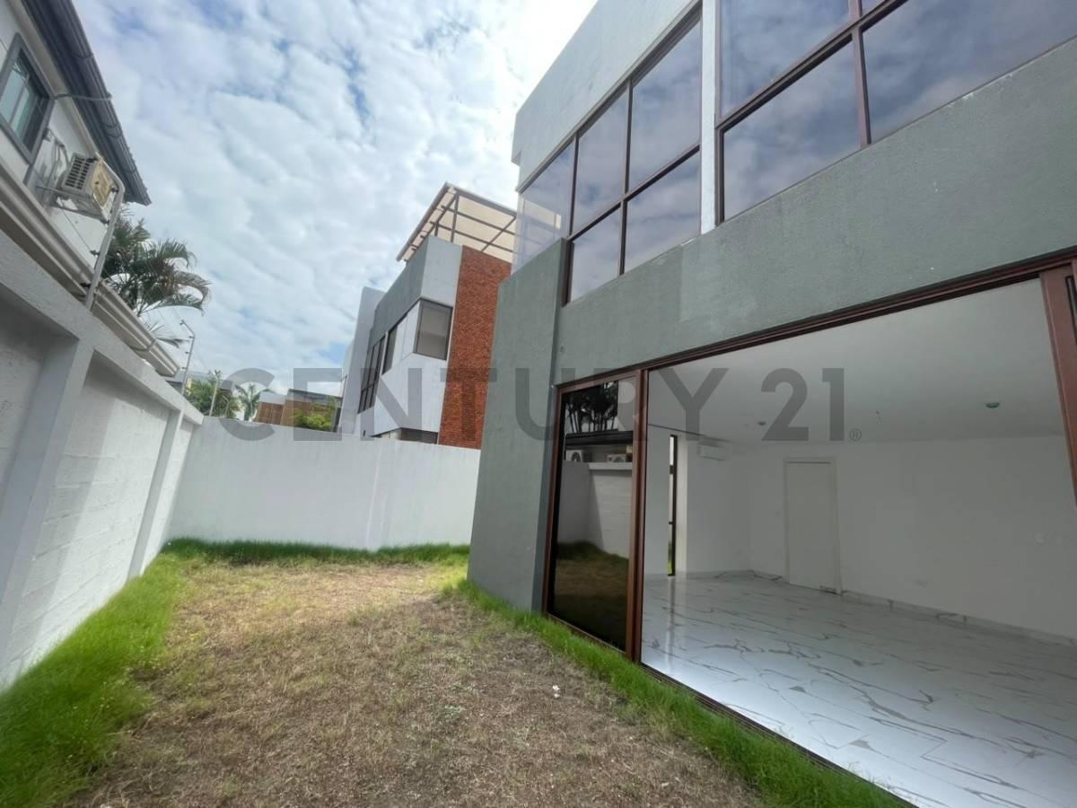 Venta de Casa en Isla Mocoli, Samborondón, Guayas — imagen 7