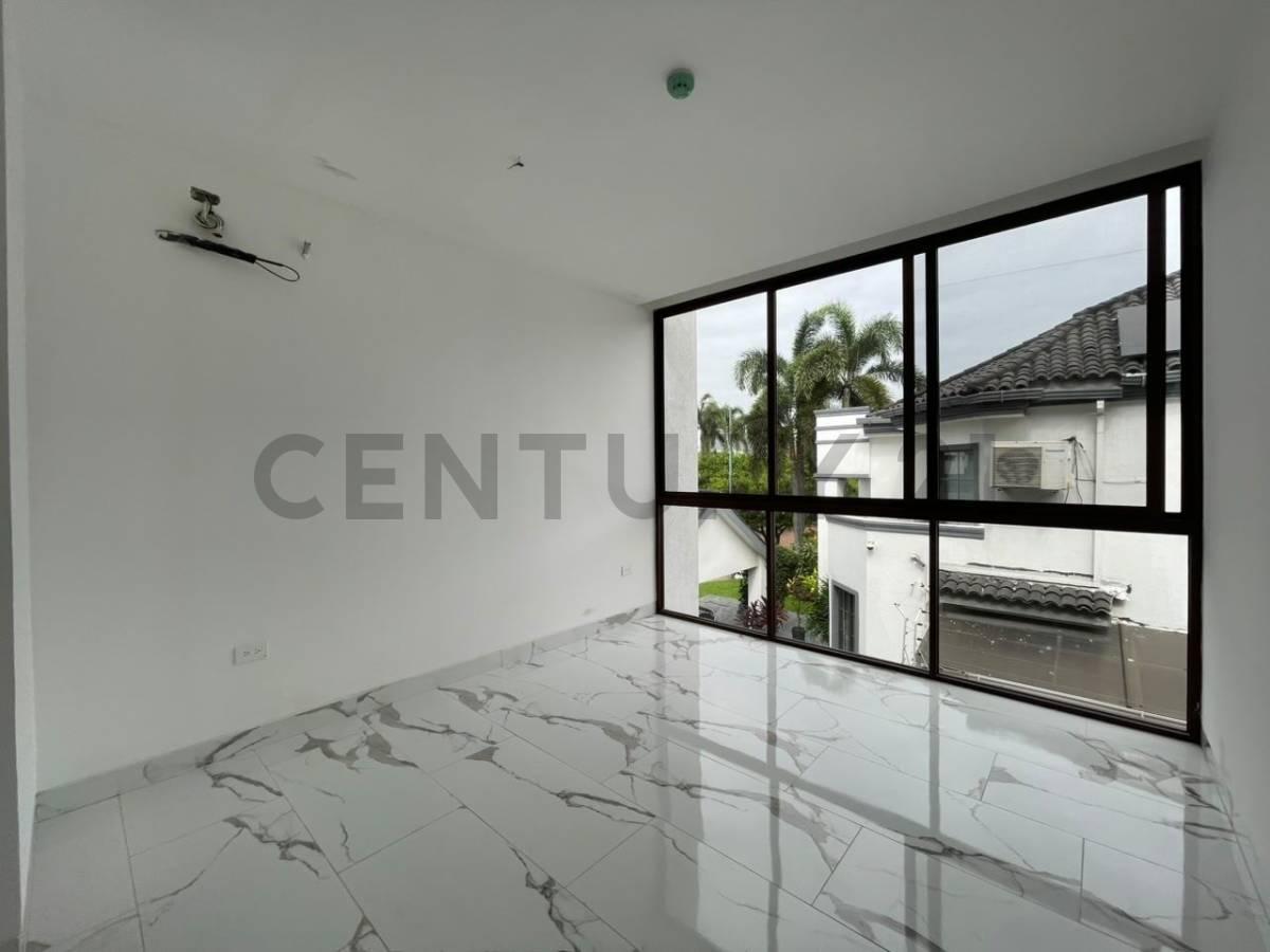 Venta de Casa en Isla Mocoli, Samborondón, Guayas — imagen 2