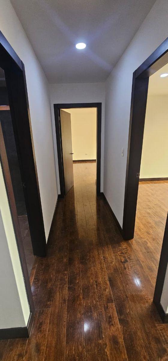 Vendido/moderno Departamento Bien Ubicado Vía a Misicata, Azuay — imagen 7