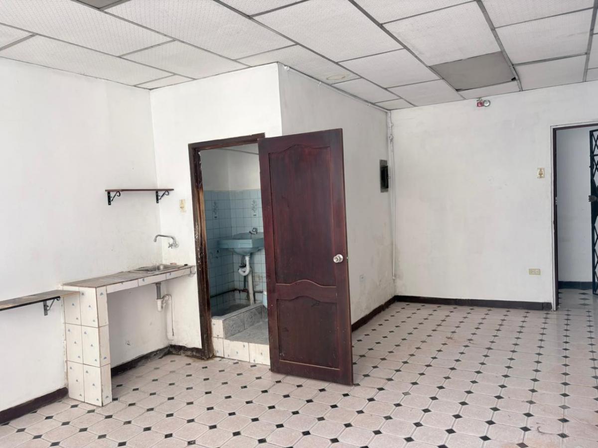 Departamentos en Venta en Escobedo y Padre Solano Elimo, Guayas — imagen 7