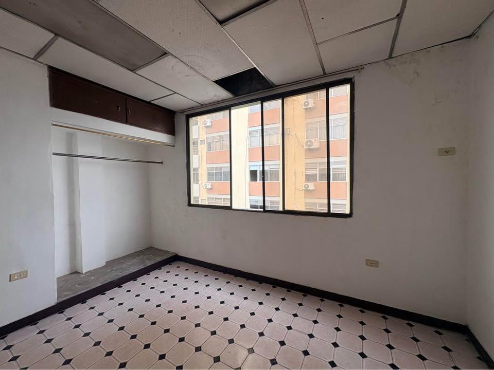 Departamentos en Venta en Escobedo y Padre Solano Elimo, Guayas — imagen 2
