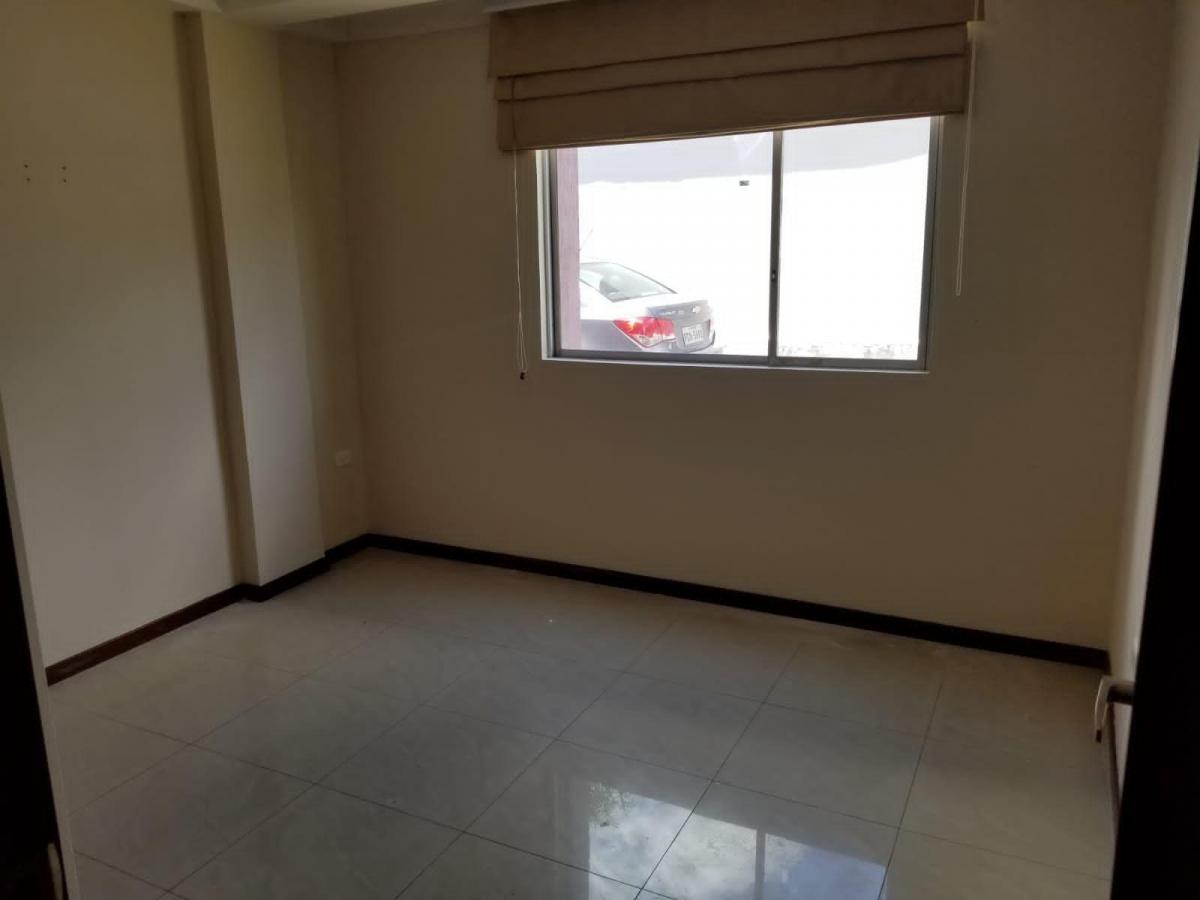 Departamento en Planta Baja en Venta Dentro de Urbanización Excelente Ubicación — imagen 5