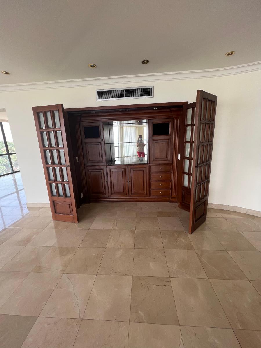 Departamento 440 m² Utiles con Vista Al Rio - Total 493 m², Guayas — imagen 9