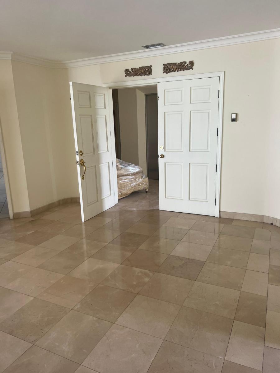 Departamento 440 m² Utiles con Vista Al Rio - Total 493 m², Guayas — imagen 7