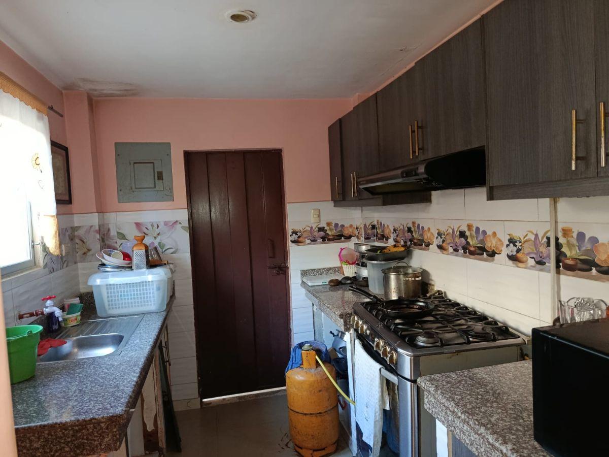 Venta Casa en Urb de La Rioja Etapa Asturias Vía Aurora, Guayas — imagen 4