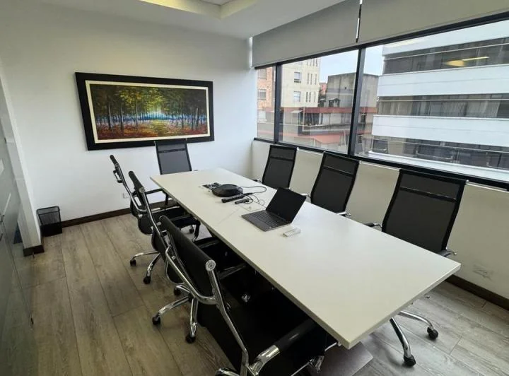 Oficina Comercial de 116 m² en Venta en La Carolina — imagen 1