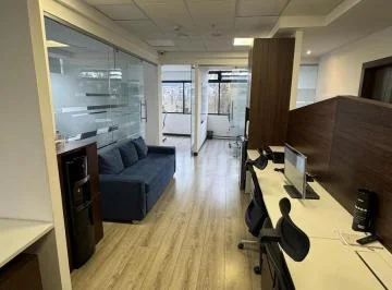 Oficina Comercial de 116 m² en Venta en La Carolina — imagen 2