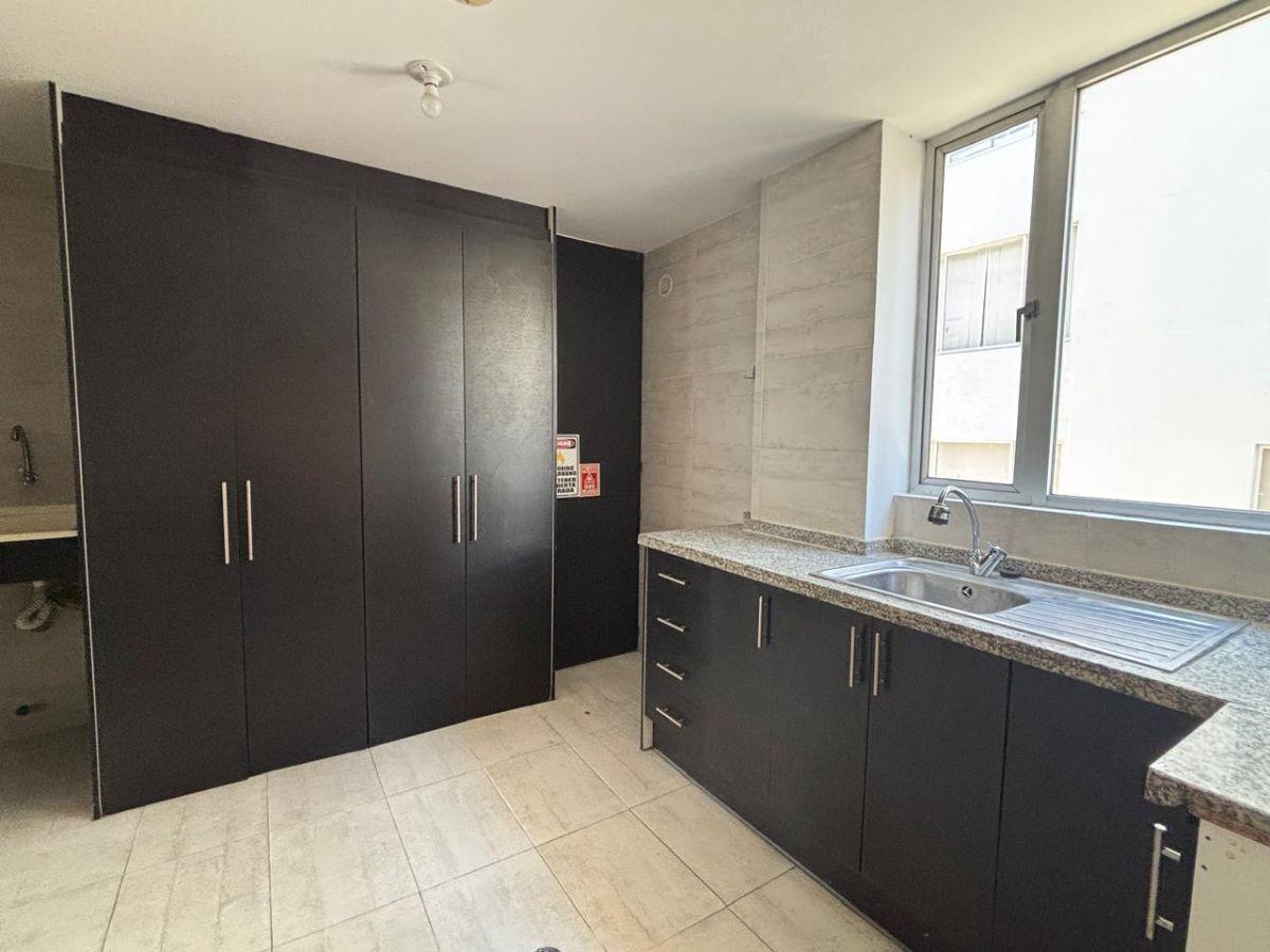 Dpto Ponceano Alto $77.000 Sector Supermaxi Real Audiencia 3 Dorm. — imagen 3