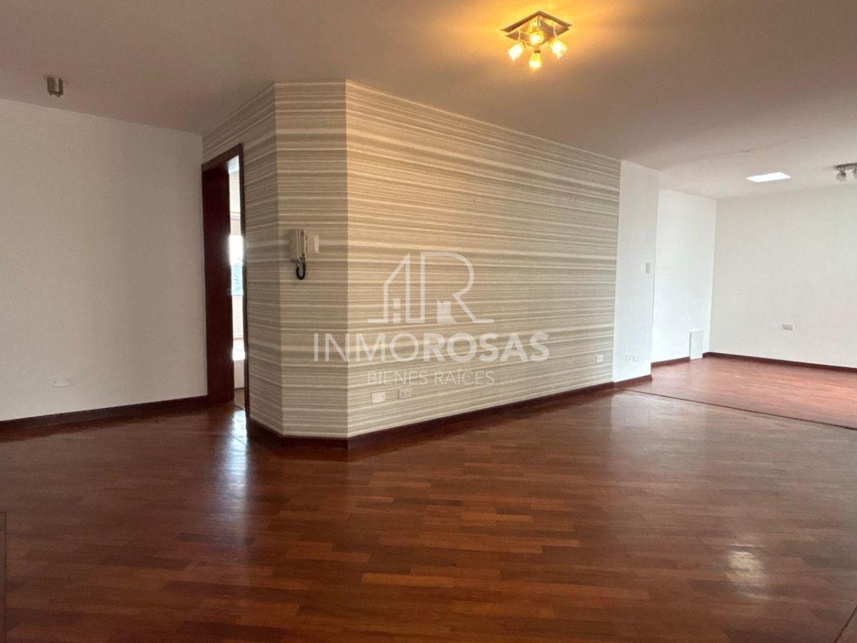 Vendo Amplio Departamento $175.000 Urb. El Condado 240 m² con 3 Dorm. y 2 Parq — imagen 8