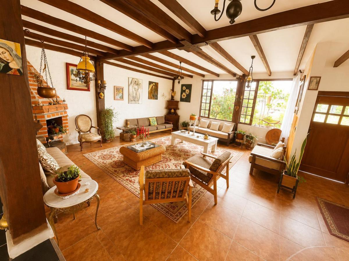 Casa Rústica en El Valle de Los Chillos, 4 Dorm., Áreas Verdes y Ubicación Privilegiada. Provincia de Pichincha — imagen 9