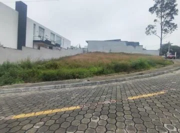 En Venta Exclusivo Terreno Espectacular en Nayon — imagen 5