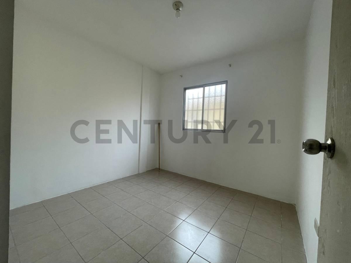 Venta de Casa en Mucho Lote 2, Av Narcisa de Jesus, Guayas — imagen 2